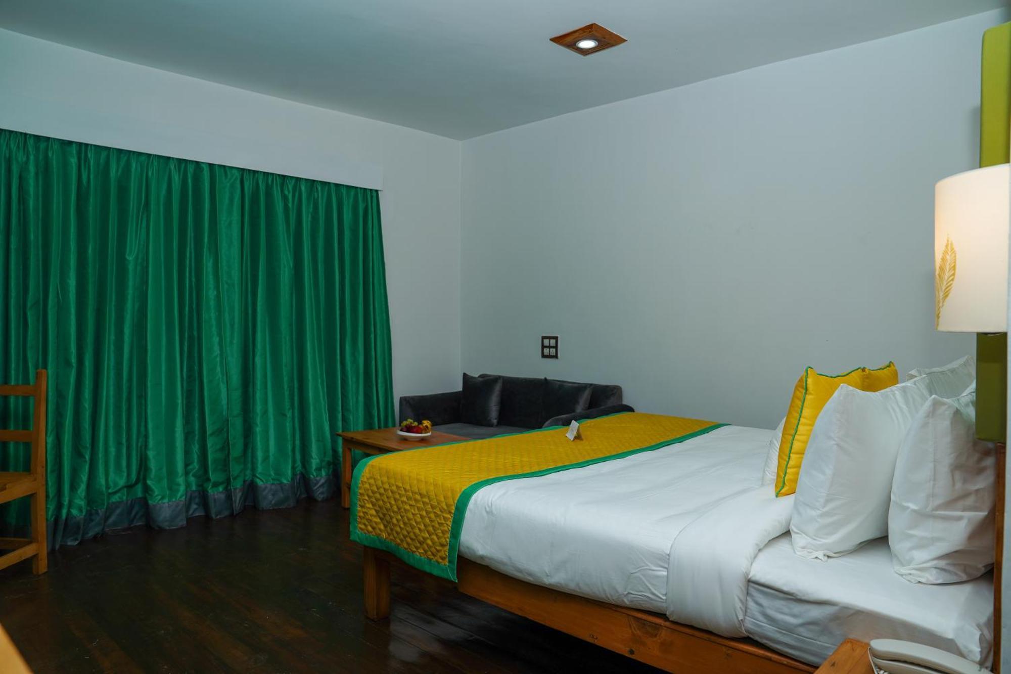 Zone Connect By The Park, Manali Hotell Eksteriør bilde