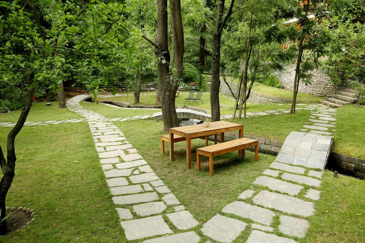 Zone Connect By The Park, Manali Hotell Eksteriør bilde